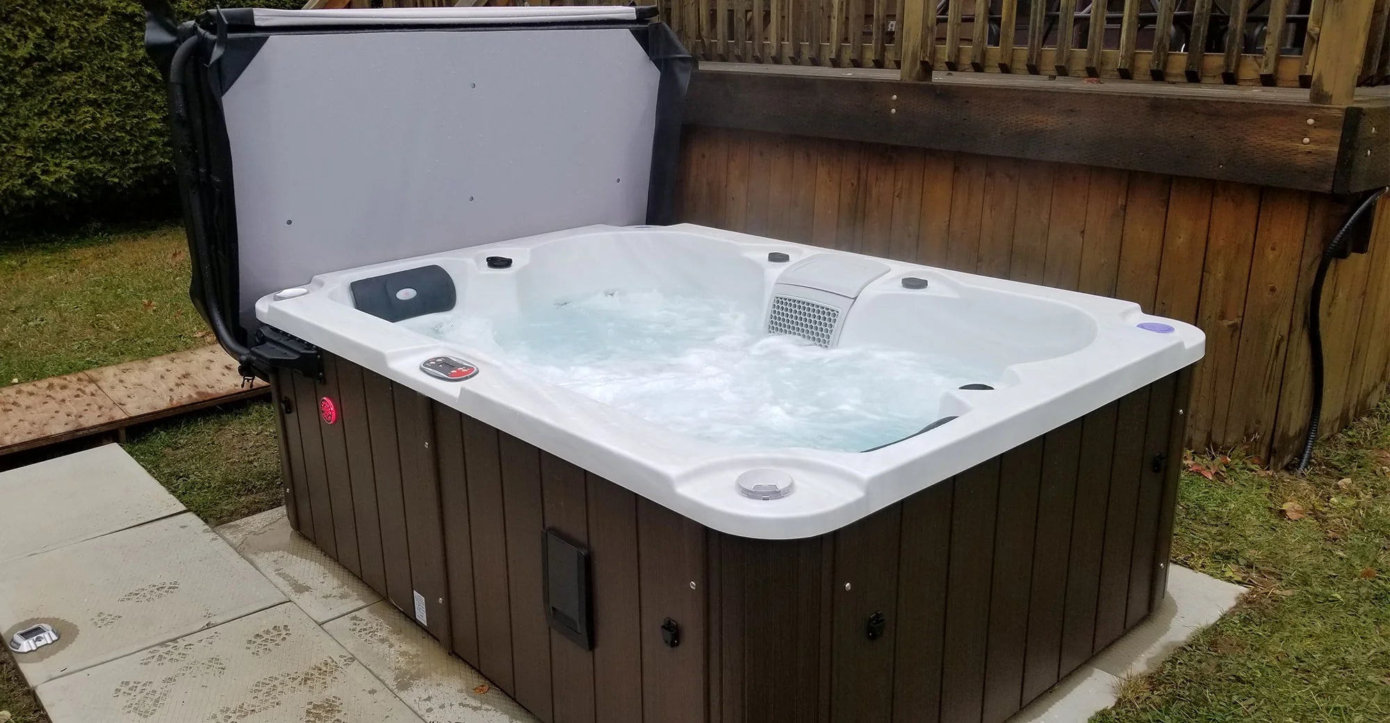 Liberty Spas LYS7000 7-person luxury hot tub backyard setup
