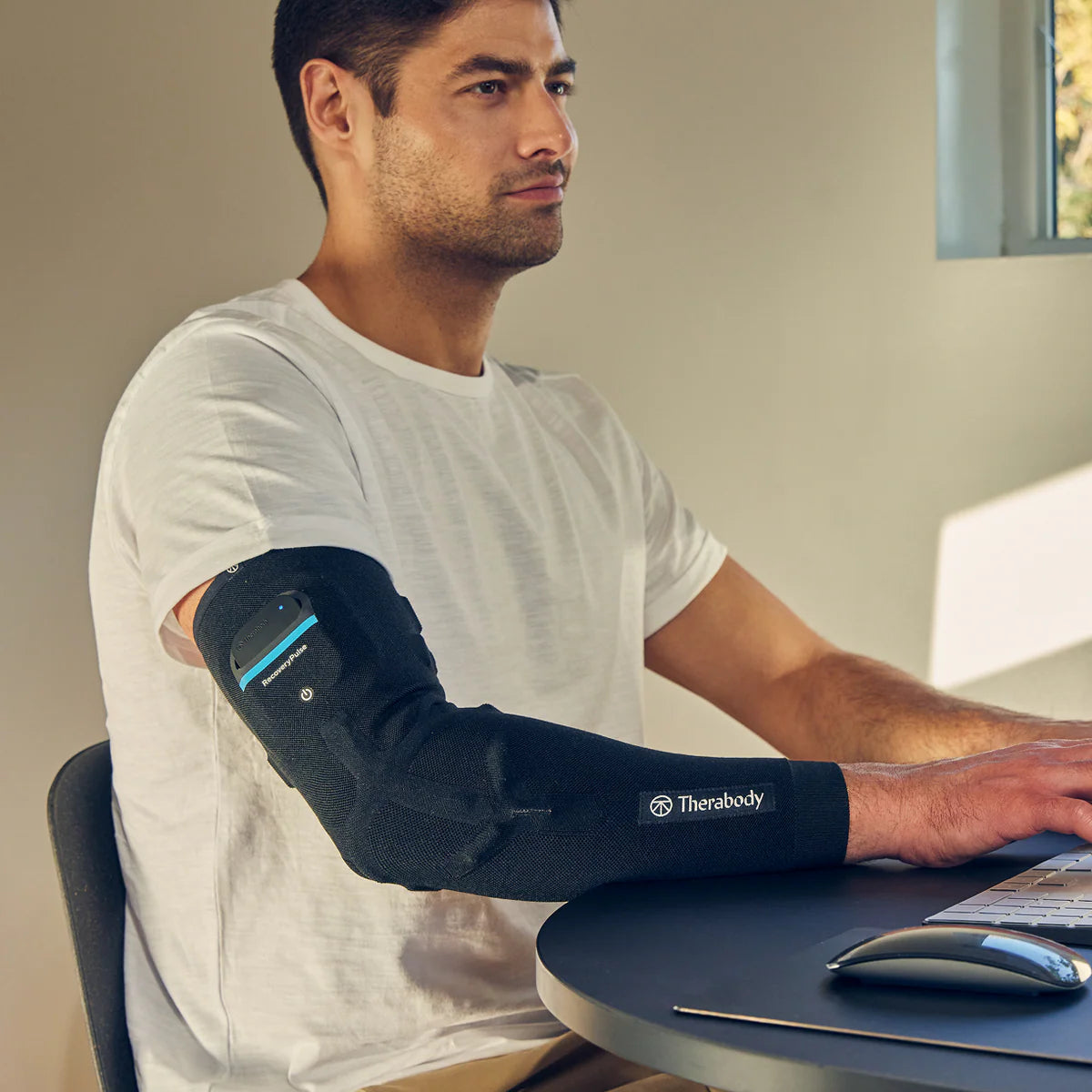 RecoveryPulse Arm Sleeve – Compression, Vibration & Germanium-Infused Relief